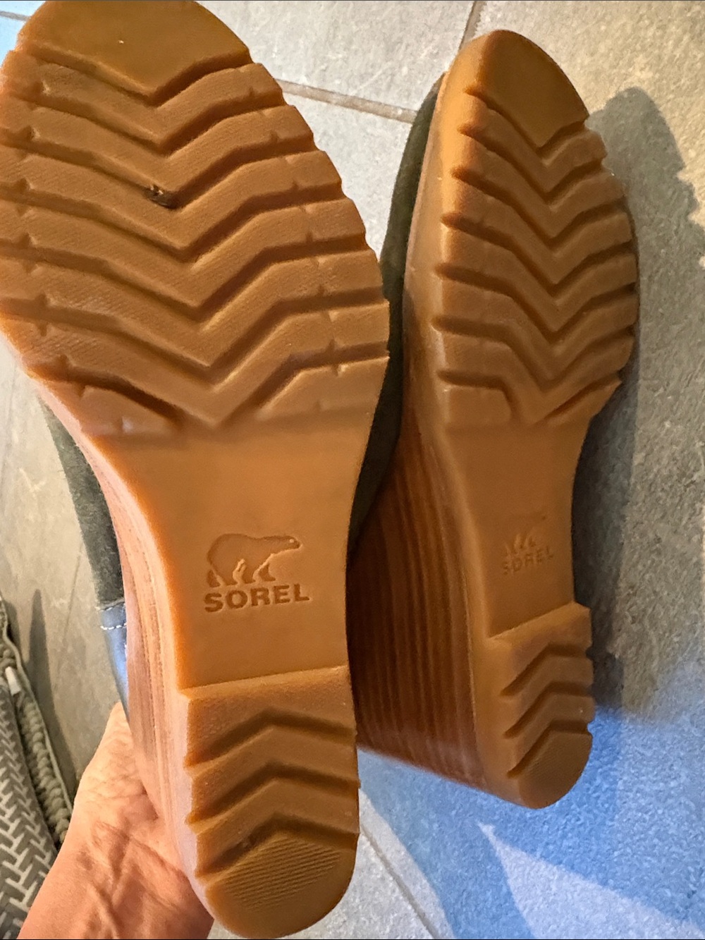 Sorel Olive Green Suede Wedge Chelsea Booties - Picture 5 of 5